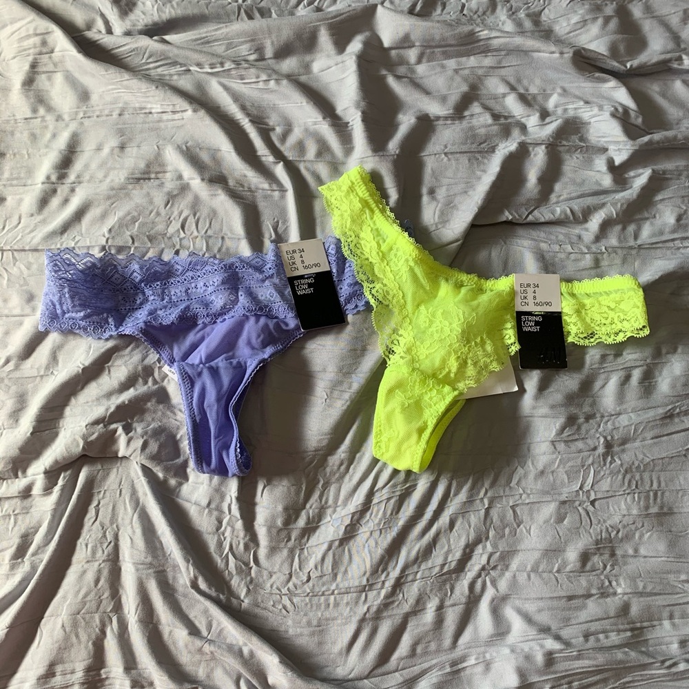 🌟H&M lace thongs size 4. NWT